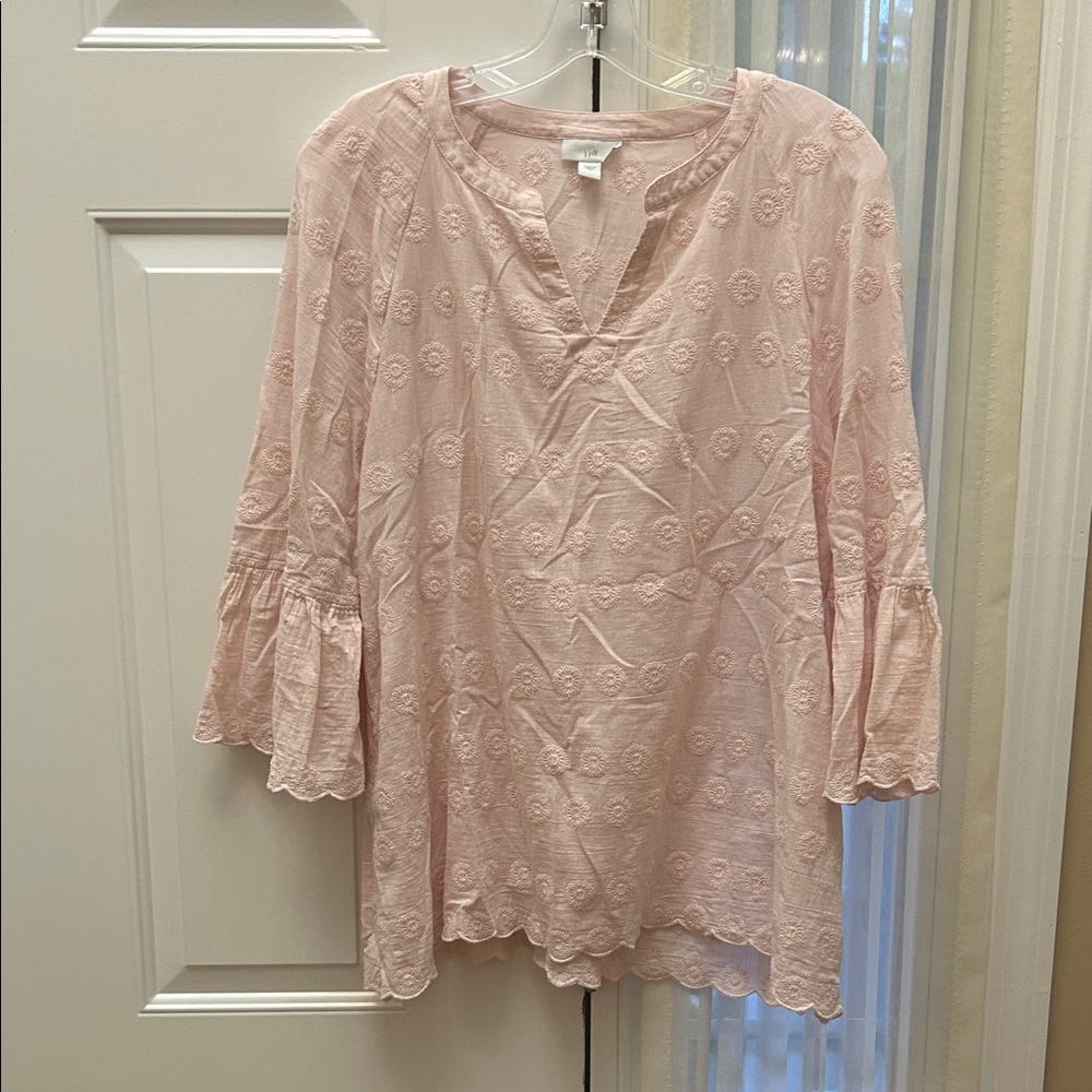 J. Jill Elegant Pink Embroidered Women's Top, size small, light pink, 3/4 sleeve